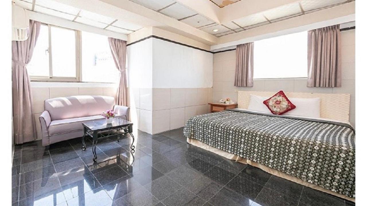Yi Pin Business Hotel Taojüan Kültér fotó