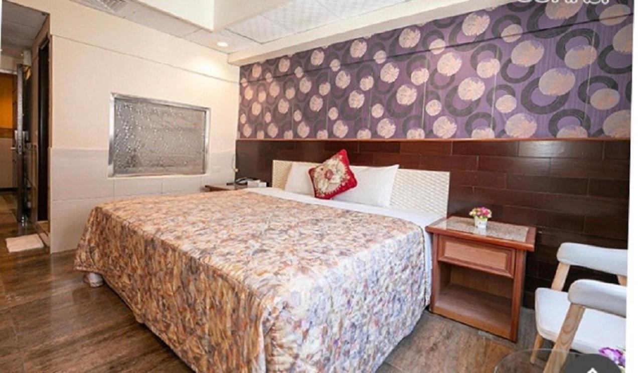 Yi Pin Business Hotel Taojüan Kültér fotó