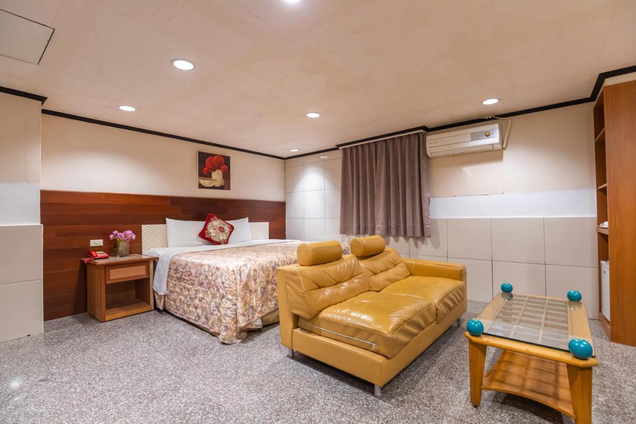 Yi Pin Business Hotel Taojüan Kültér fotó