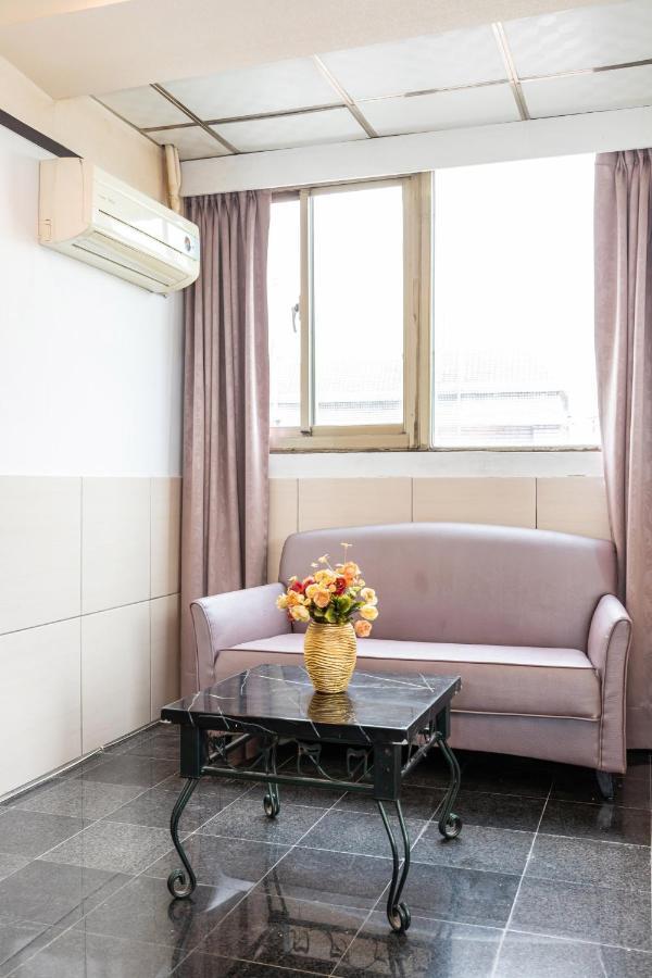 Yi Pin Business Hotel Taojüan Kültér fotó
