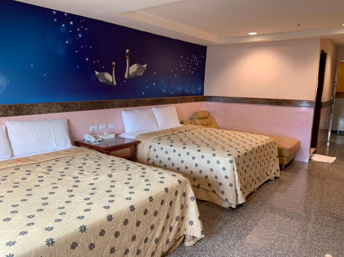 Yi Pin Business Hotel Taojüan Kültér fotó
