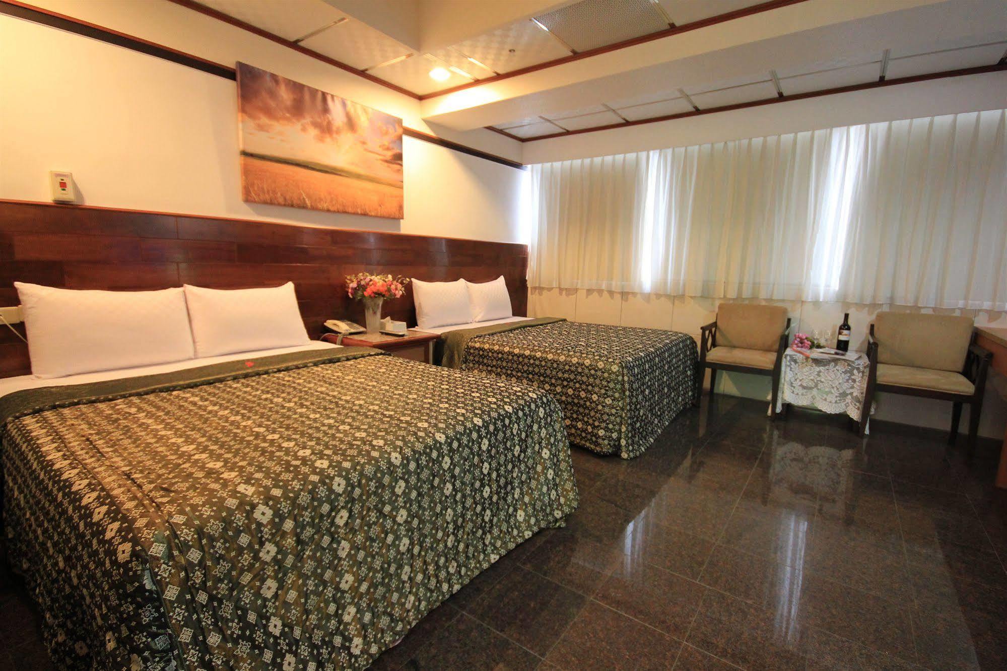 Yi Pin Business Hotel Taojüan Kültér fotó